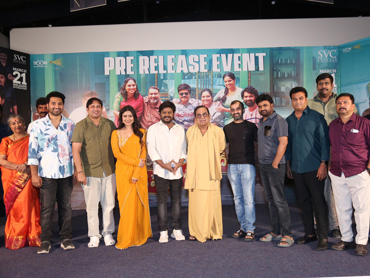 Pelli_20Kani_20Prasad_20Movie_20Pre_20Release_20Event_20Photos__20_281_29.jpg 1
