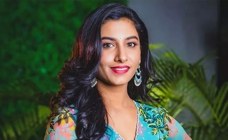 Vishnu-Priya_1.jpg