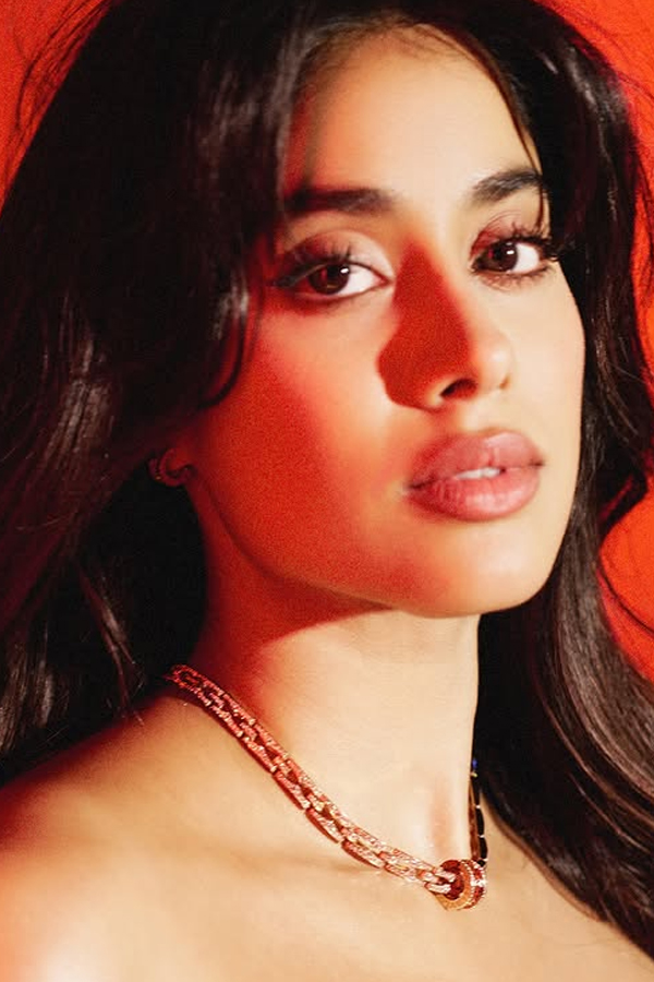 janhvikapoor-reddress.jpg 10