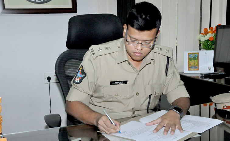 Abhishek-Mahanthi.jpg
