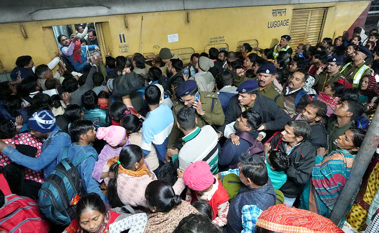 New-Delhi-Railway-Station.jpg