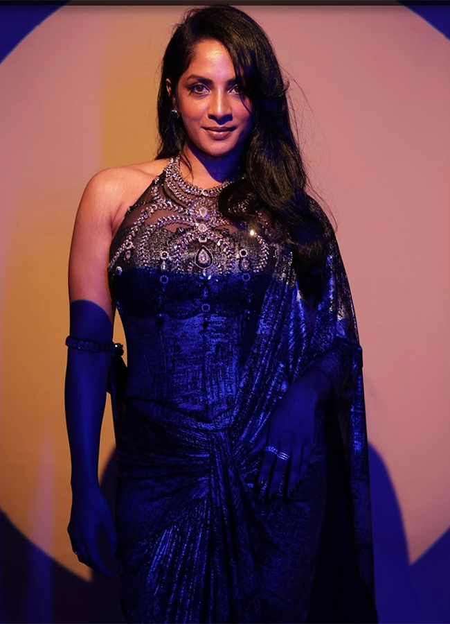 Actress_20Sriya_20Reddy_20Latest_20Photos_20Goes_20Viral__20_286_29.jpg 6