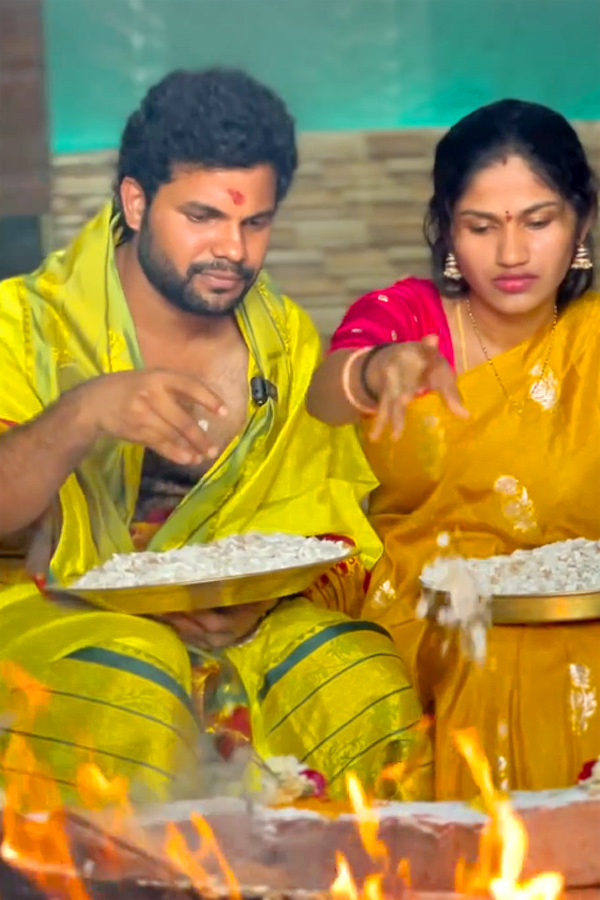 My_20Village_20Show_20Anil_20Geela_20Couple_20perform_20Chandi_20Homam_20Pooja_20Photos_20_284_29.jpg 5