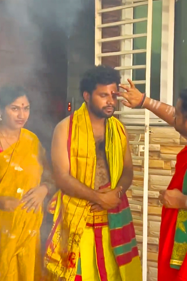 My_20Village_20Show_20Anil_20Geela_20Couple_20perform_20Chandi_20Homam_20Pooja_20Photos_20_288_29.jpg 9