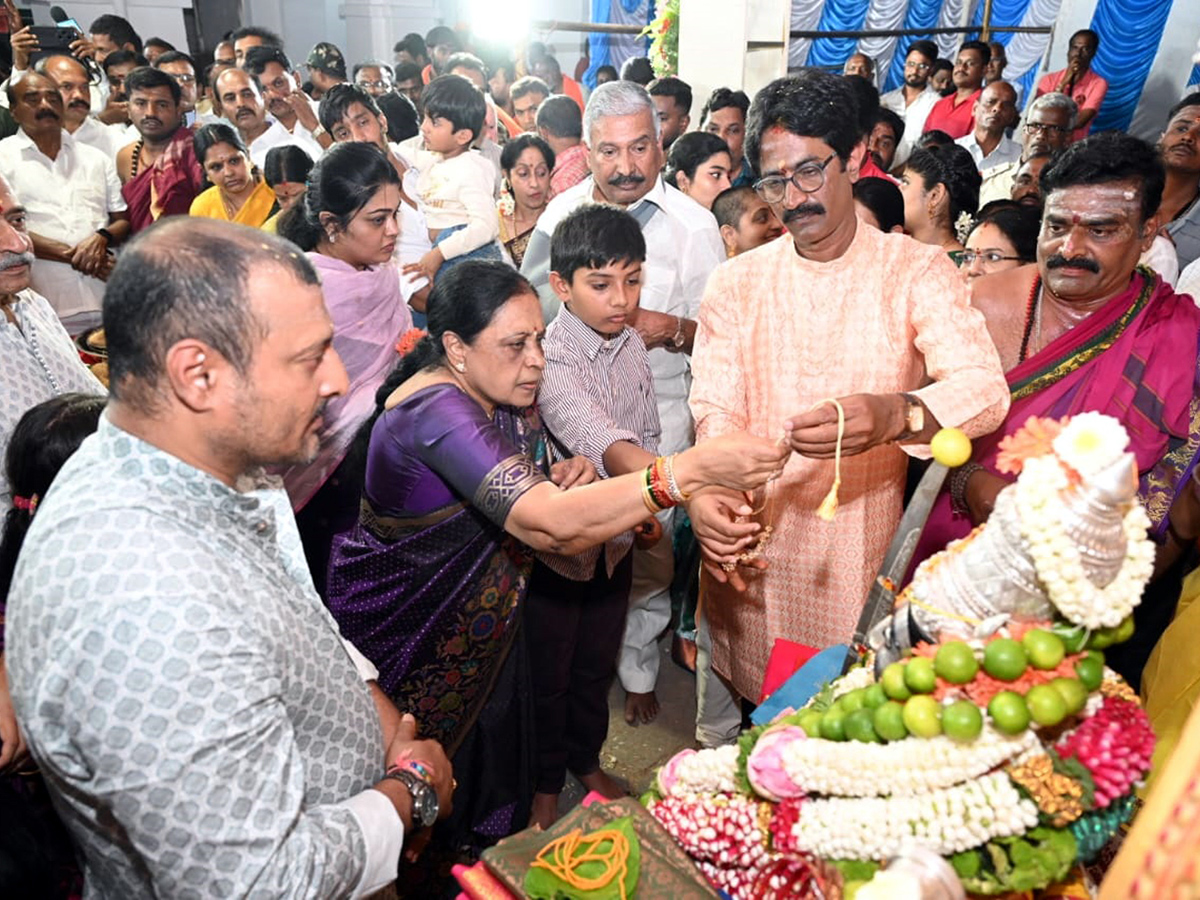 Sri_20Suguturu_20gangamma_20Jatara_20Grand_20Celebrations_20In_20punganur__20_282_29.jpg 2