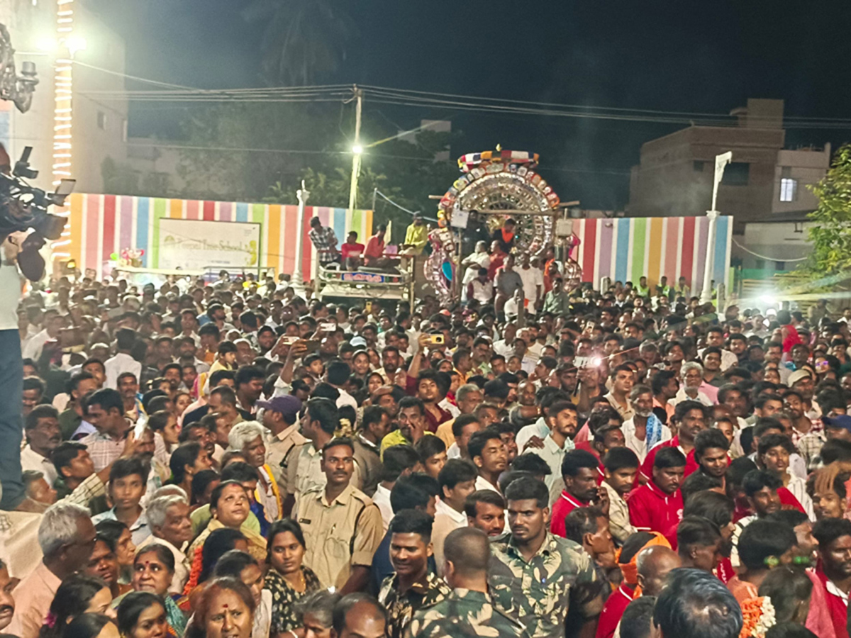 Sri_20Suguturu_20gangamma_20Jatara_20Grand_20Celebrations_20In_20punganur__20_286_29.jpg 6