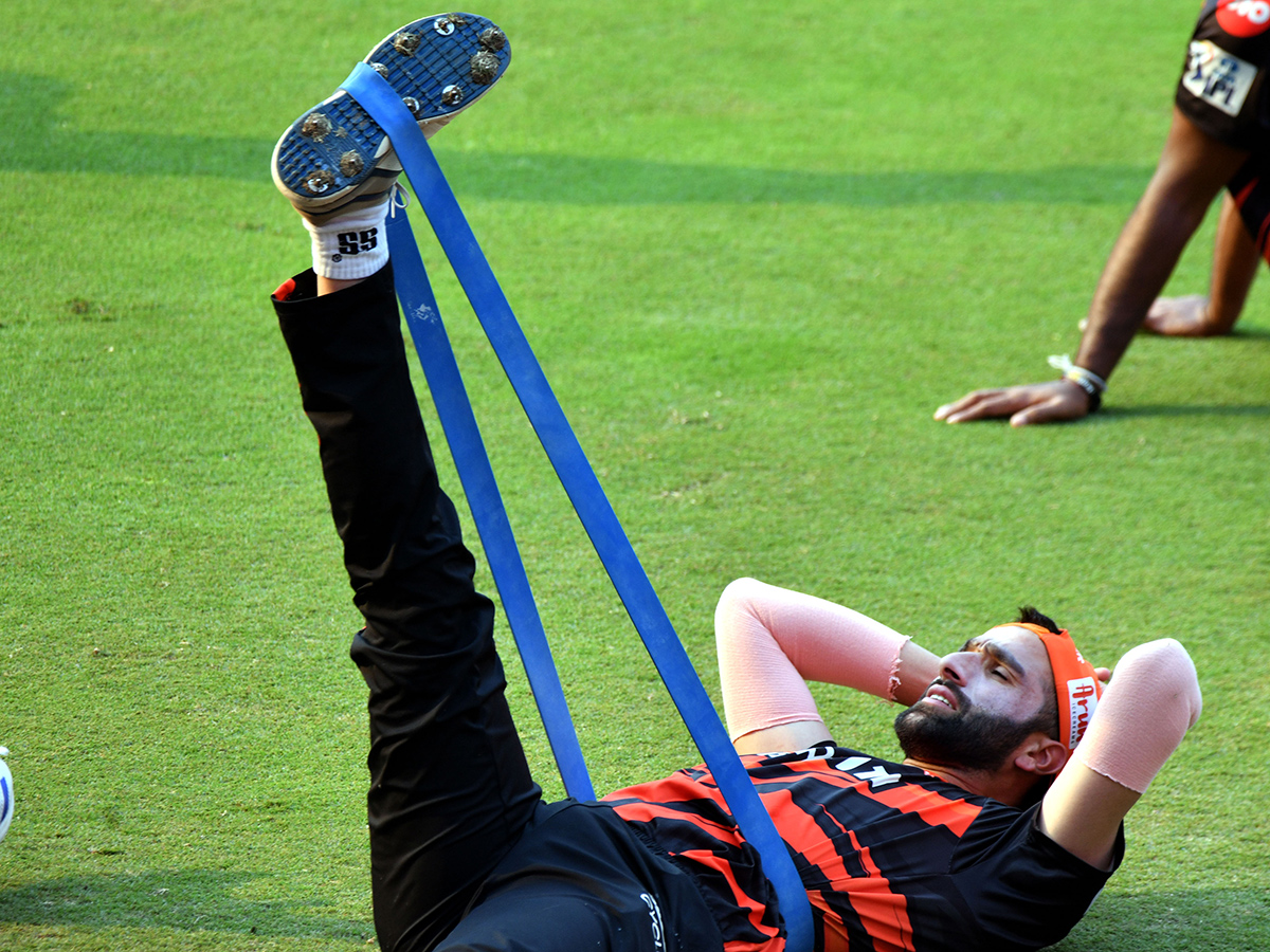 IPL_202025_20T20_20cricket_20match_20between_20Sunrisers_20Hyderabad_20and_20Lucknow_20Super_20Giants__20_2810_29.jpg 10
