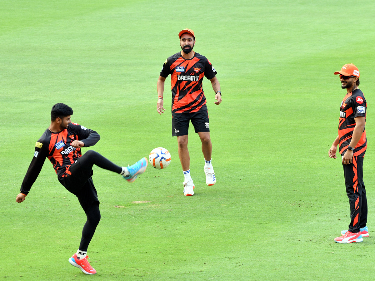 IPL_202025_20T20_20cricket_20match_20between_20Sunrisers_20Hyderabad_20and_20Lucknow_20Super_20Giants__20_288_29.jpg 8