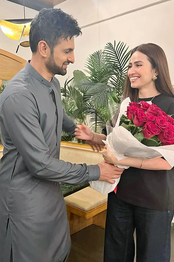 Shoaib_20Malik_20shares_20heartfelt_20message_20for_20Sana_20Javed_20on_20birthday_20Photos_20_284_29.jpg 5