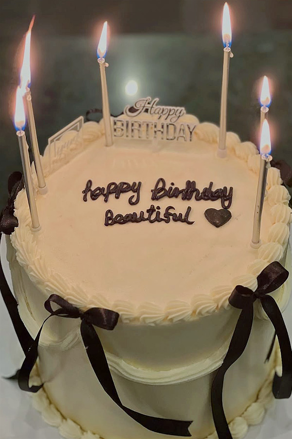 Shoaib_20Malik_20shares_20heartfelt_20message_20for_20Sana_20Javed_20on_20birthday_20Photos_20_286_29.jpg 7