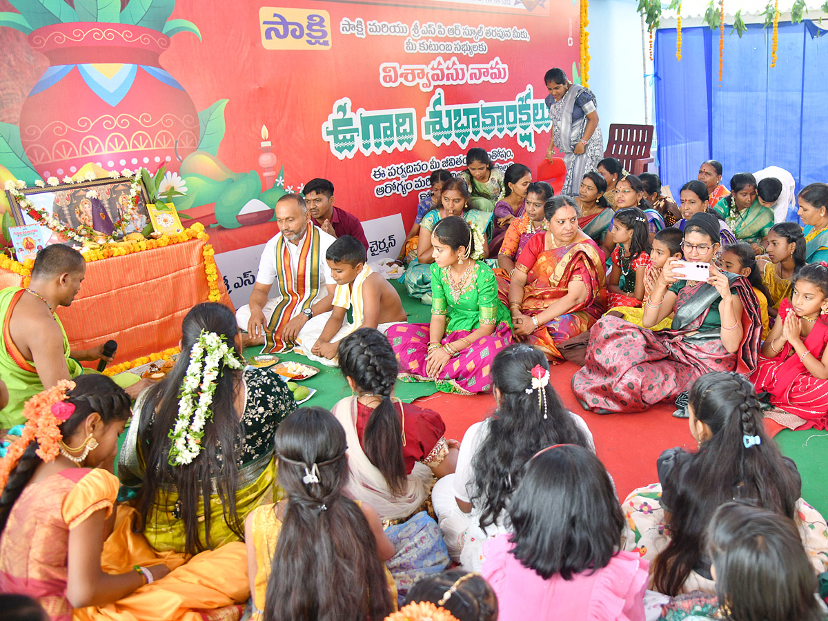 Ugadhi_20Celebrations_20In_20SPR_20School_20Under_20The_20Auspices_20Of_20Sakshi_20Photos_20_2818_29.jpg 18