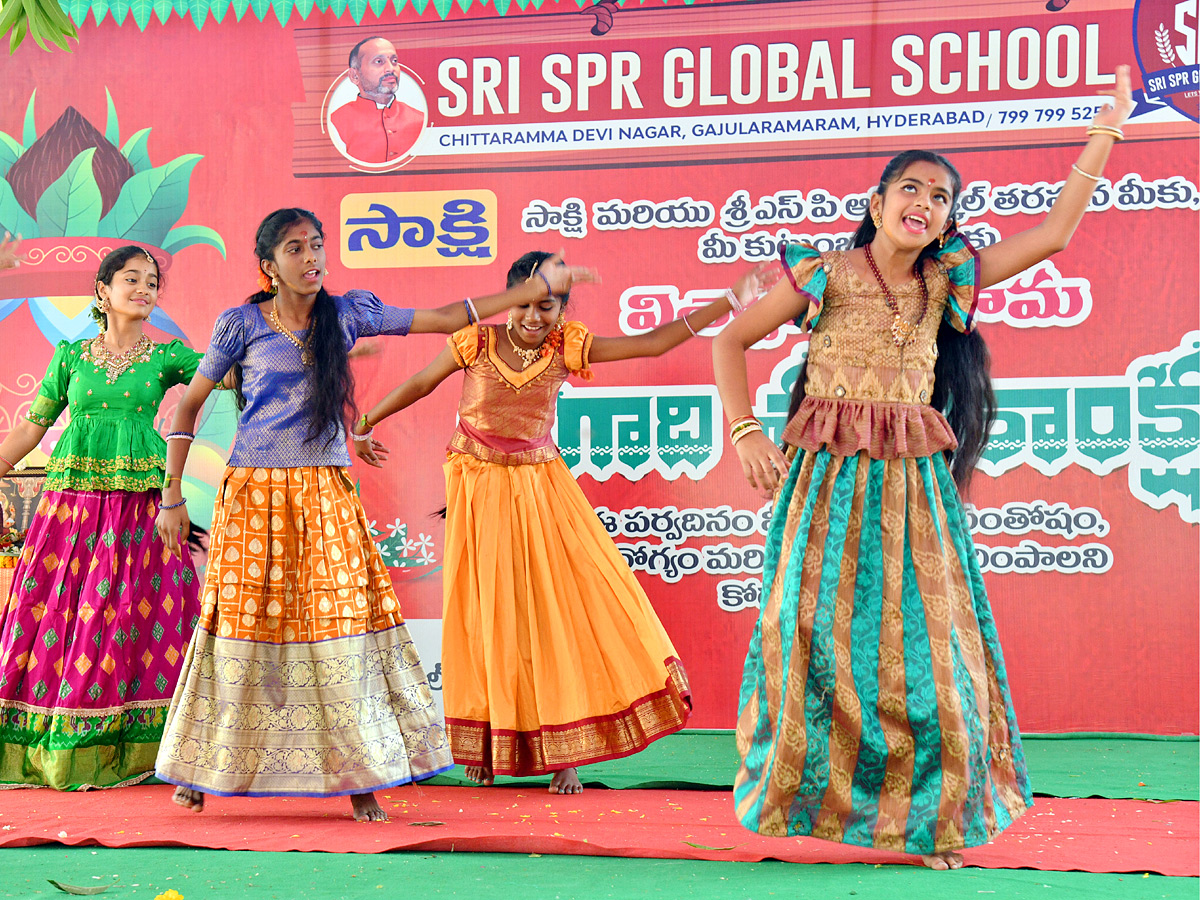 Ugadhi_20Celebrations_20In_20SPR_20School_20Under_20The_20Auspices_20Of_20Sakshi_20Photos_20_282_29.jpg 3