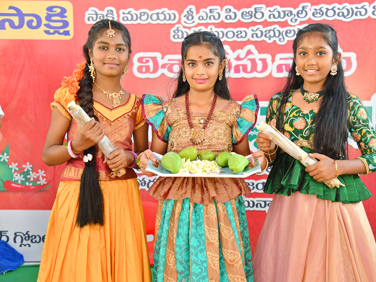 Ugadhi_20Celebrations_20In_20SPR_20School_20Under_20The_20Auspices_20Of_20Sakshi_20Photos_20_288_29.jpg 8