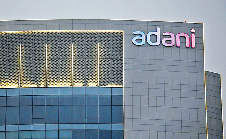 adani01.jpg