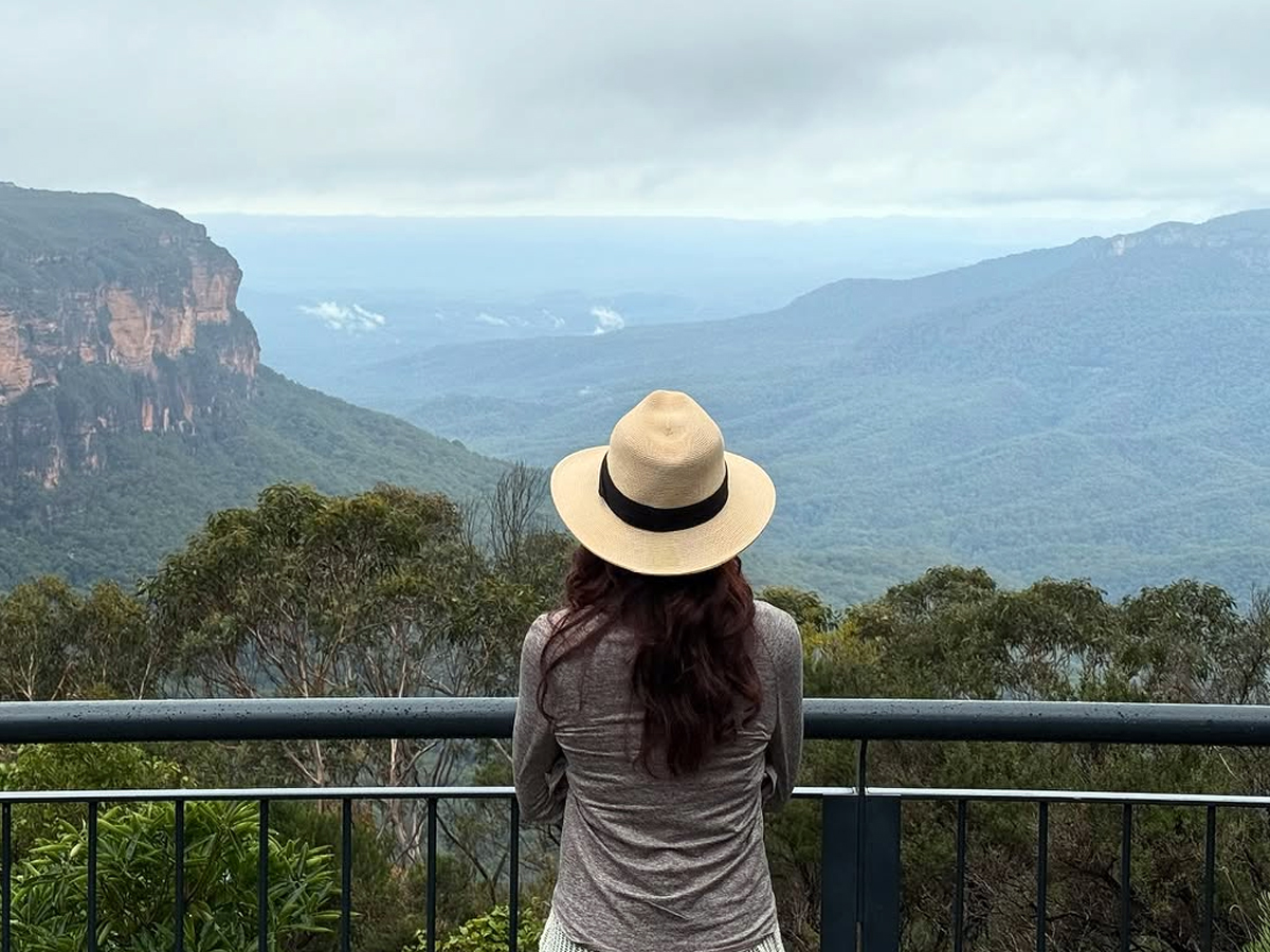 Samantha_20in_20australia15_1.jpg 16