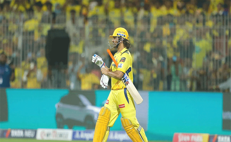dhoni.gif