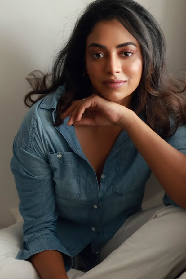 Actress_20Kamakshi_20Bhaskarla_20Busy_20In_20Tollywood_20With_20Multiple_20Movies_20Photos_20_288_29.jpg 9