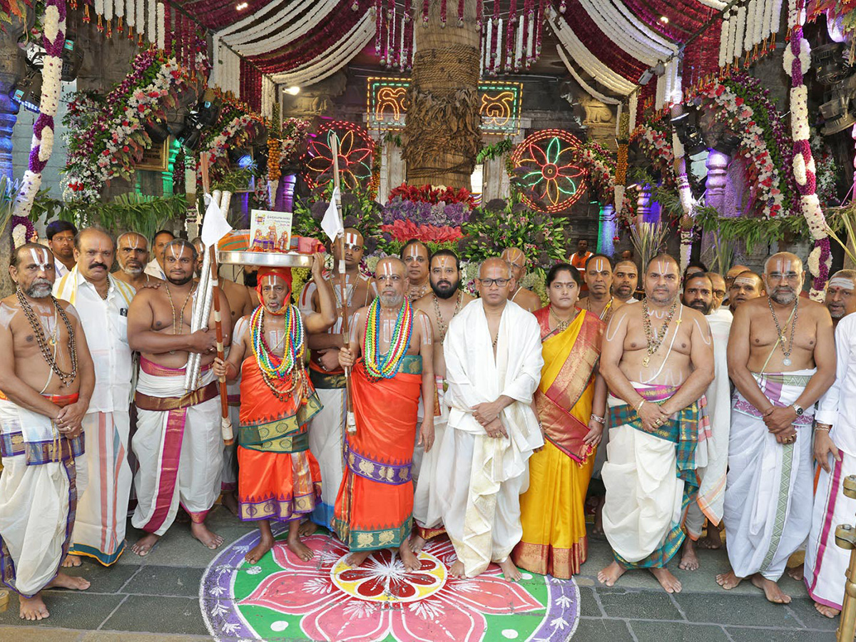 Ugadi_202025_20Celebrations_20in_20Tirumala__20_284_29.jpg 4