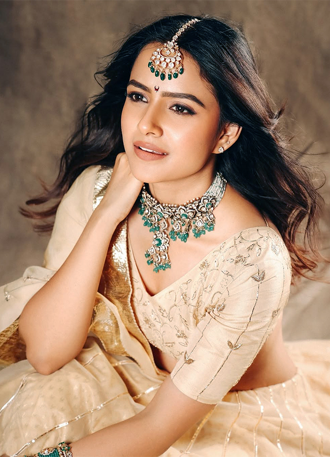 Actress_20Vaishnavi_20Chaitanya_20Latest_20photos__20_283_29.jpg 3