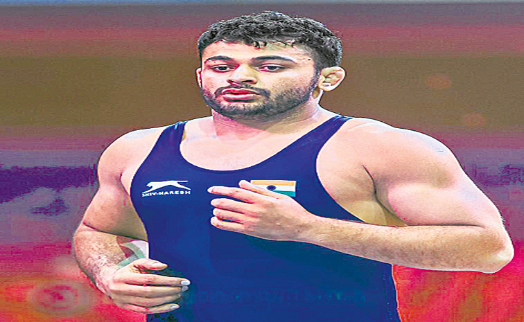 DEEPAK-PUNIA-SILVER.jpg