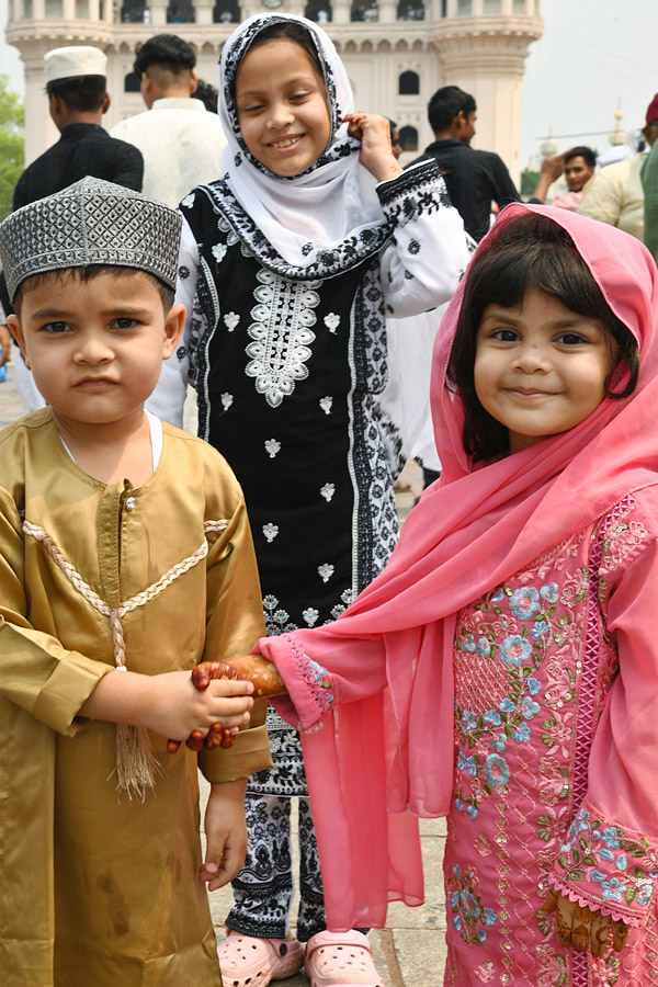 Ramzan_20Celebrations_20In_20Hyderabad_20Photos_20_2821_29.jpg 21