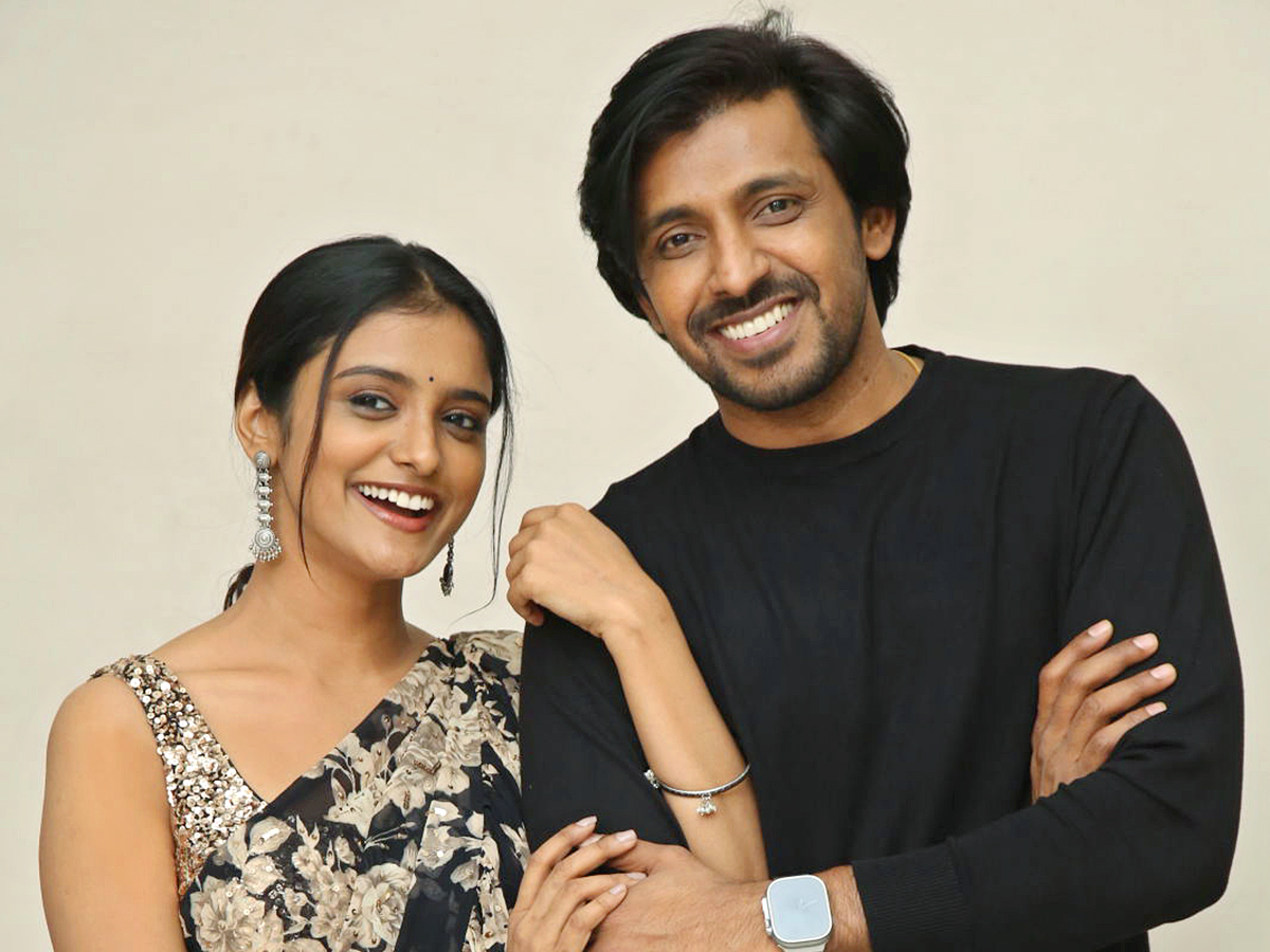 Sarangapani_20Jathakam_20Movie_20Press_20Meet_20Pics_9.jpg 9
