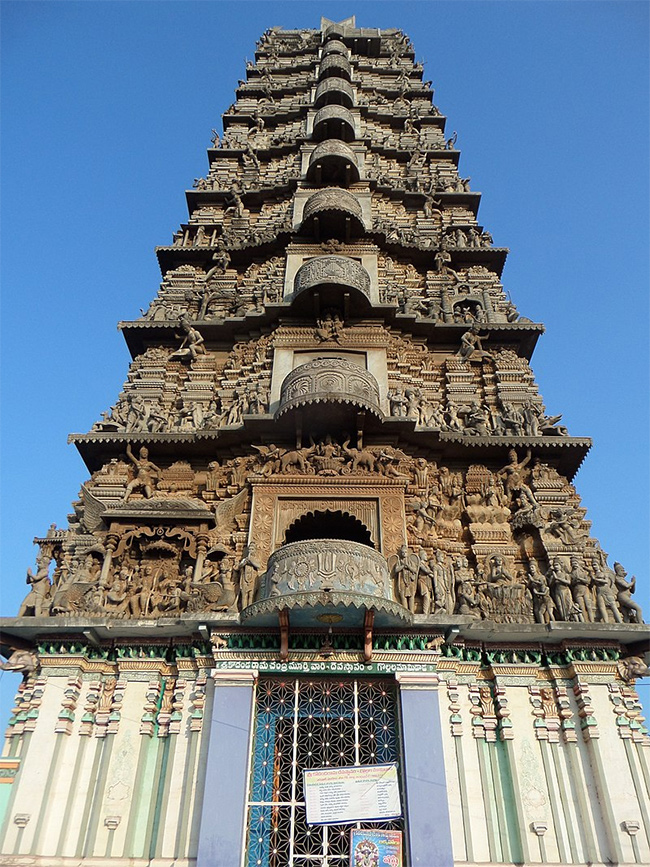 Sri_20Kodanda_20Rama_20Swami_20Temple_20Gollala_20Mamidada_20Photos_3.jpg 3