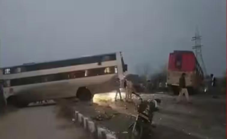 Buldana-Accident.jpg