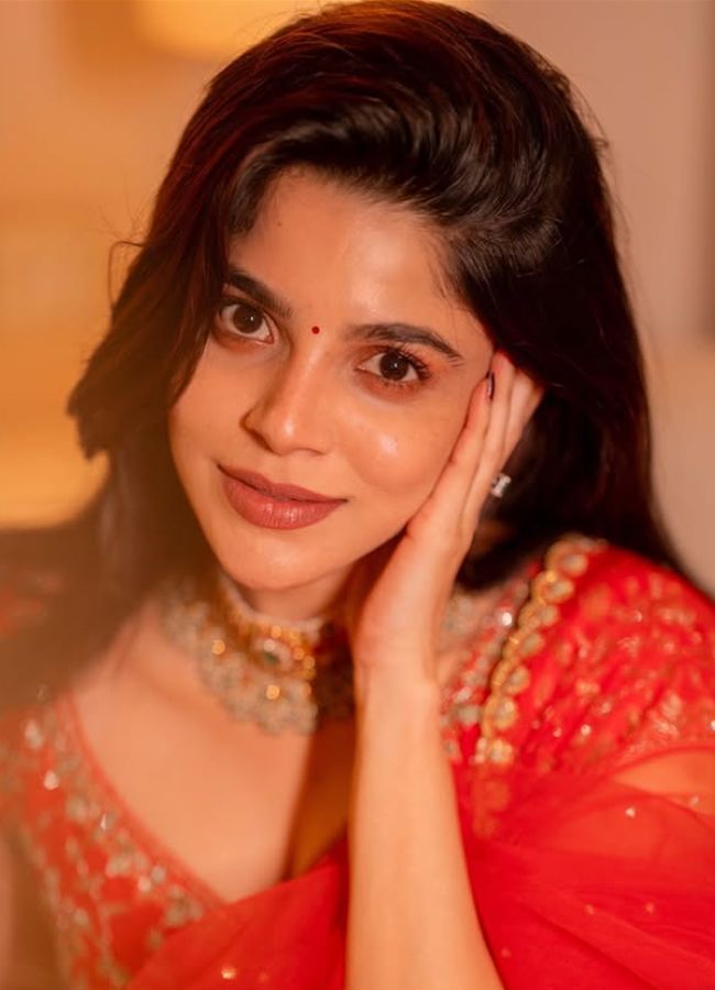 Divya_20Bharathi_20Glamour_20Photos_20_283_29.jpg 2