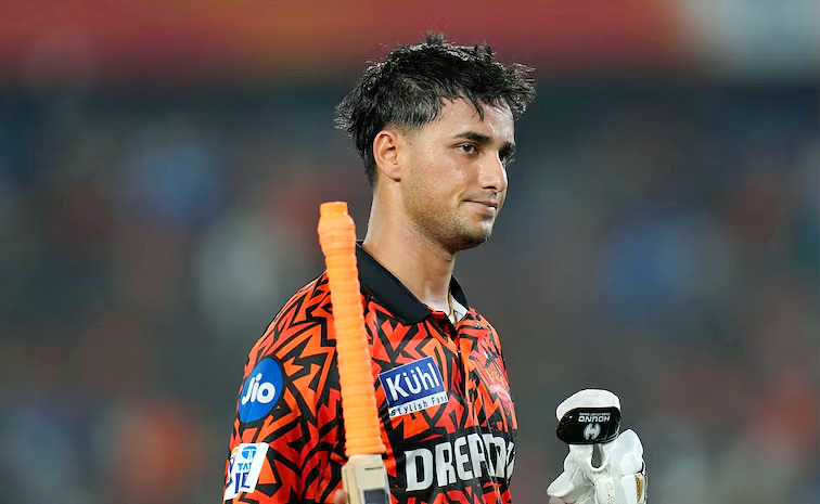 abhishek-sharma-13.jpg