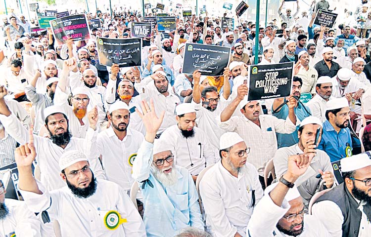 muslims.jpg