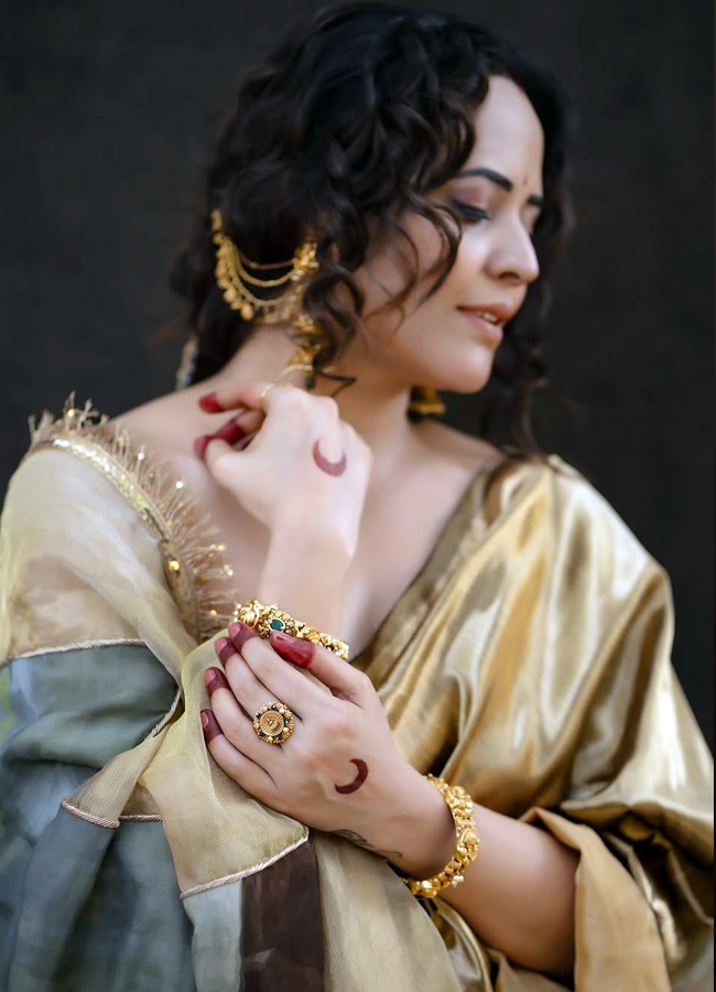 Anasuya_204.jpg 5