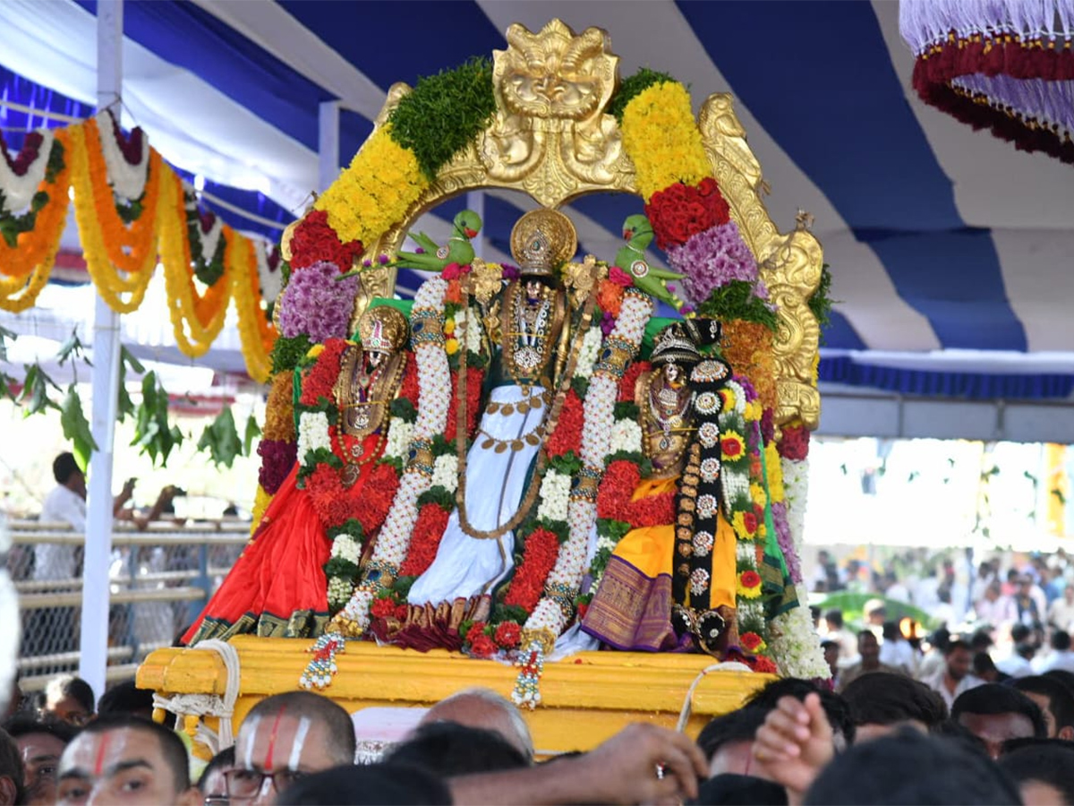 sri_20rama_20navami_20celebrations_20in_20bhadrachalam_5.jpg 5