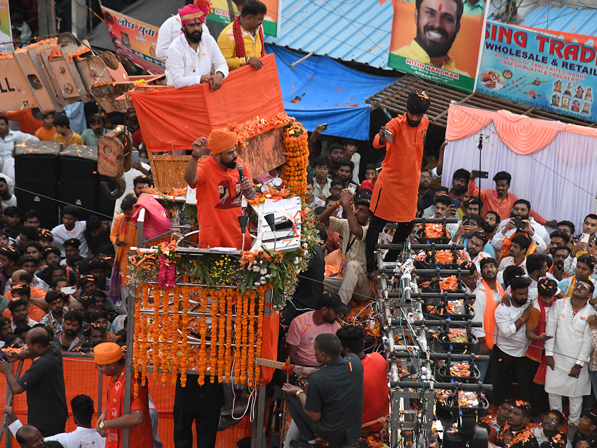 ram_20navami_20shobha_20yatra_20at_20hyderabad__20_286_29.jpg 6