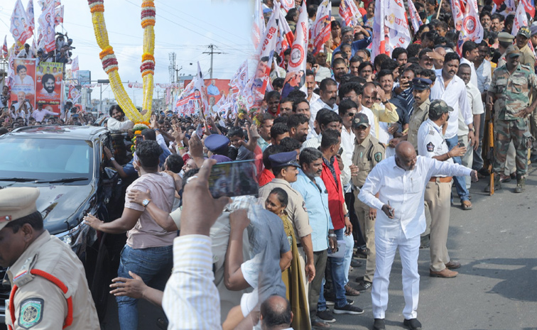pawankalyan_vizag.jpg