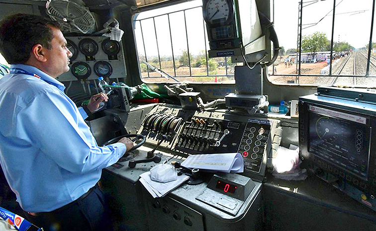 Indian-Railways_1.jpg