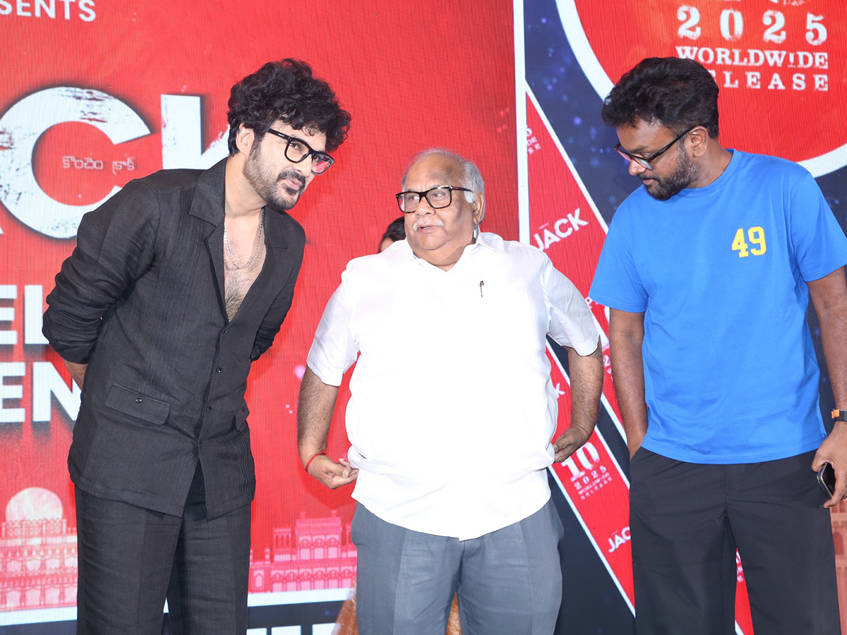 JACK_20Movie_20Pre_20Release_20Event_20Photos__20_285_29.jpg 5