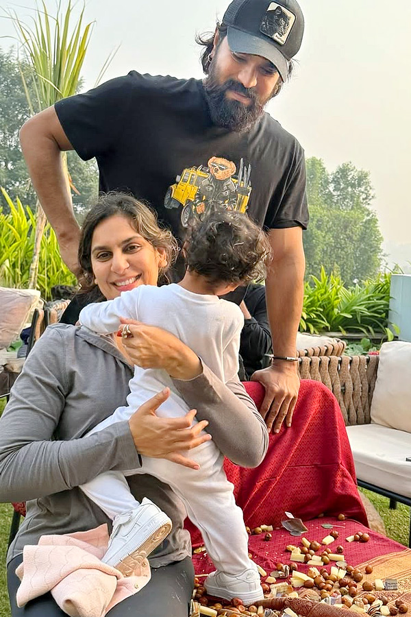 Ram_20Charan_20wife_20Upasana_20Sensational_20Comments_20On_20Married_20Life_20Details_20Photos_20_286_29.jpg 3