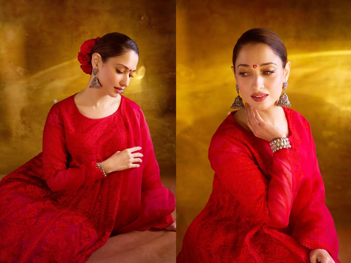 g_20title_20Tamannahspeaks_20in_20red_20dress_20title.jpg 1