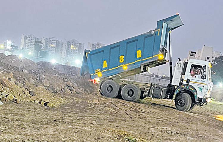 lorry.jpg
