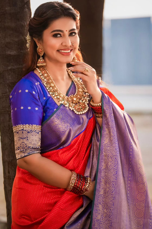 sneha-2.jpg 4