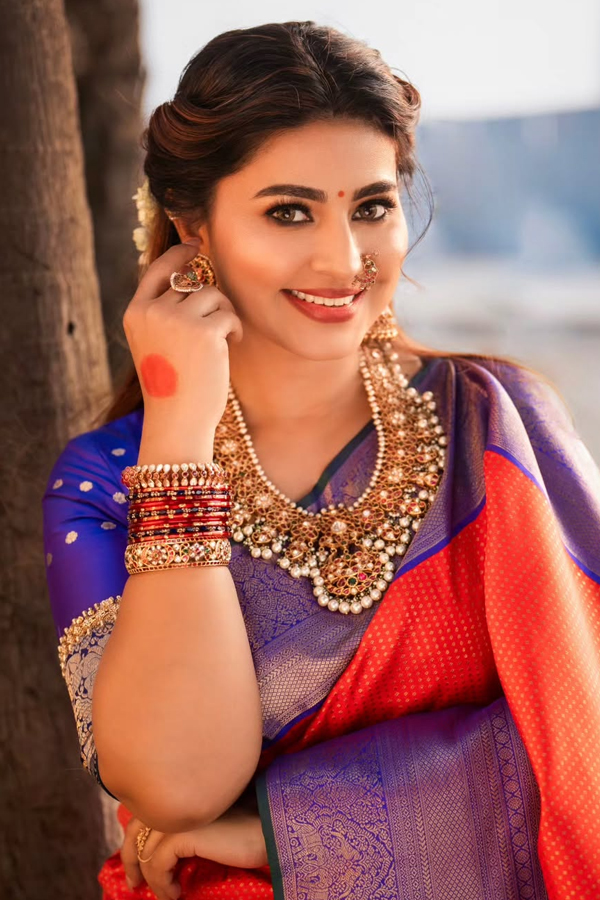 sneha-3.jpg 5