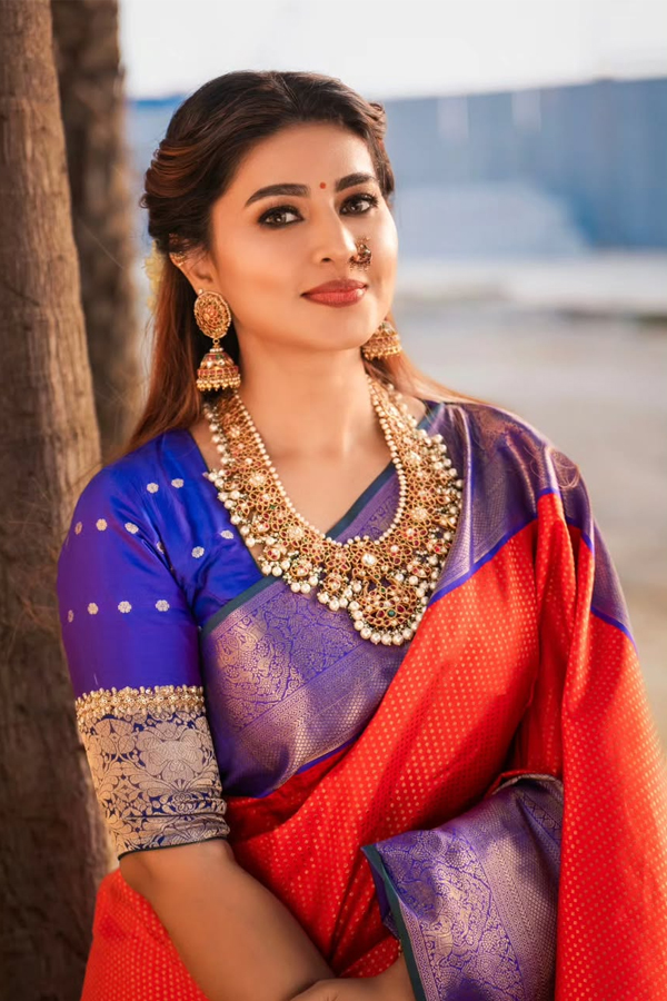 sneha.jpg 1
