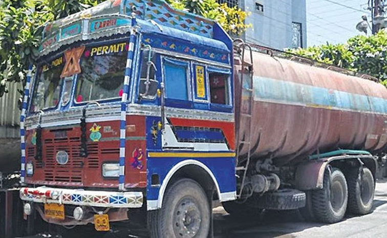 watertankers-strike.jpg