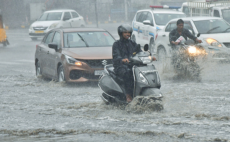 hyderabadrains4.jpg