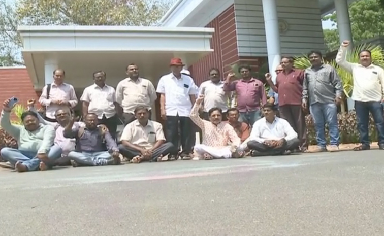 journalithdharna1.jpg