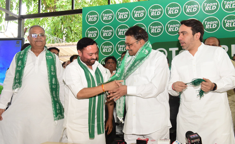 Kapilavai-Dileep-Kumar-3.jpg