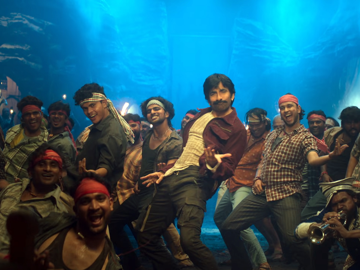 Raviteja_20movie_20new_20song4.jpg 5