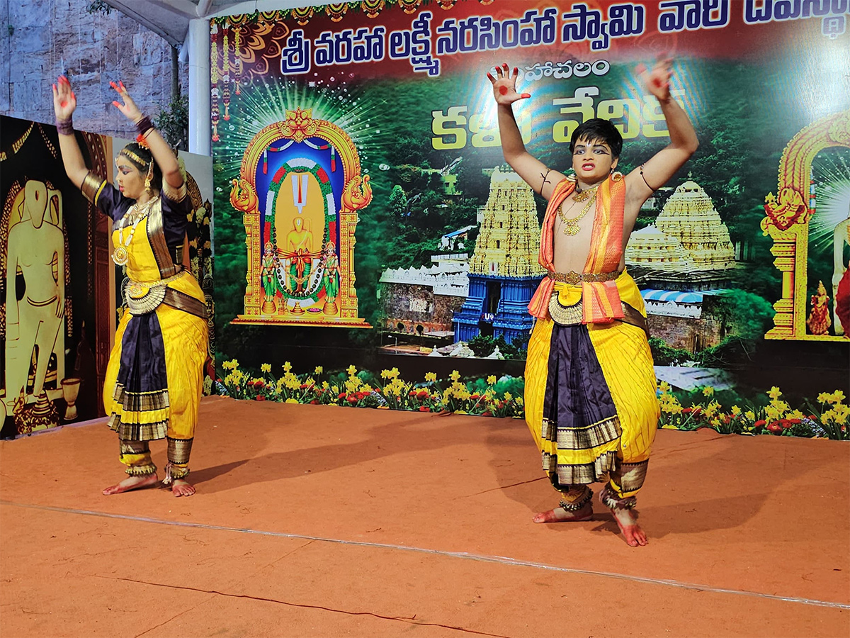 Simhachalam_20Appanna_20Ungarapu_20Seva_202025_20Photos__20_2815_29.jpg 15