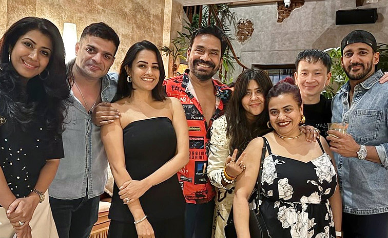 Anita_20Hassanandani_2044th_20Birthday_20Celebrations_20Photos_20_284_29.jpg 2